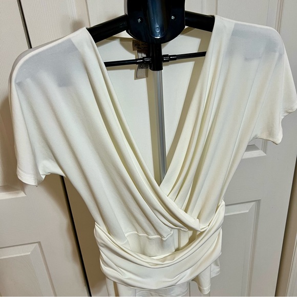 Julie Mitchell Urban Collection Top - Picture 2 of 4